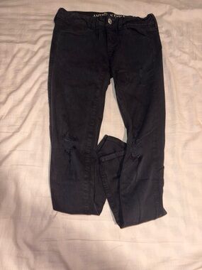 American Eagle Outfitters Black Skinny Jeans with Knee Distress